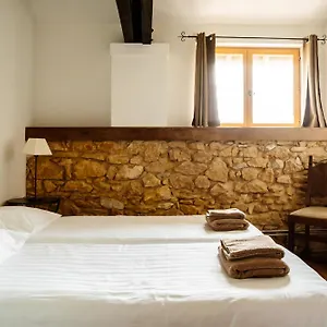 https://chateau-camp-del-saltre-apartments-with-communal-swimming-pool.midi-pyreneeshotels.com